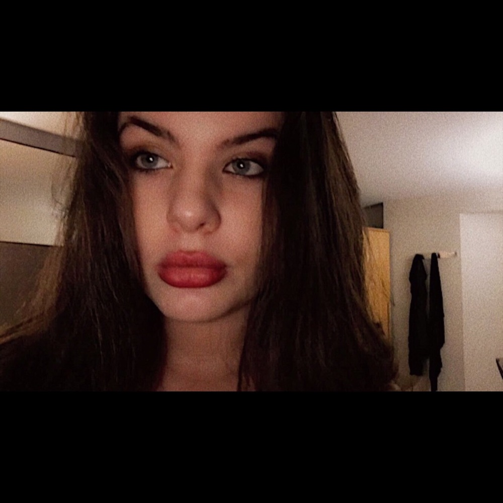 Meet your Posher, Sonia